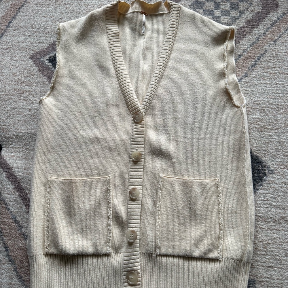 FREE PEOPLE KNIT VEST- XS